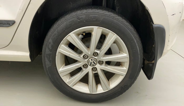 2013 Volkswagen Polo HIGHLINE1.2L, Petrol, Manual, 29,549 km, Left Rear Wheel