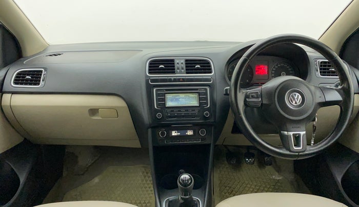 2013 Volkswagen Polo HIGHLINE1.2L, Petrol, Manual, 29,549 km, Dashboard