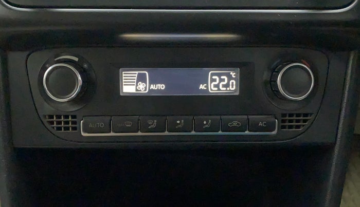 2013 Volkswagen Polo HIGHLINE1.2L, Petrol, Manual, 29,549 km, Automatic Climate Control