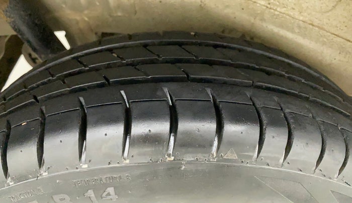 2011 Maruti Wagon R 1.0 VXI, Petrol, Manual, 16,804 km, Right Rear Tyre Tread