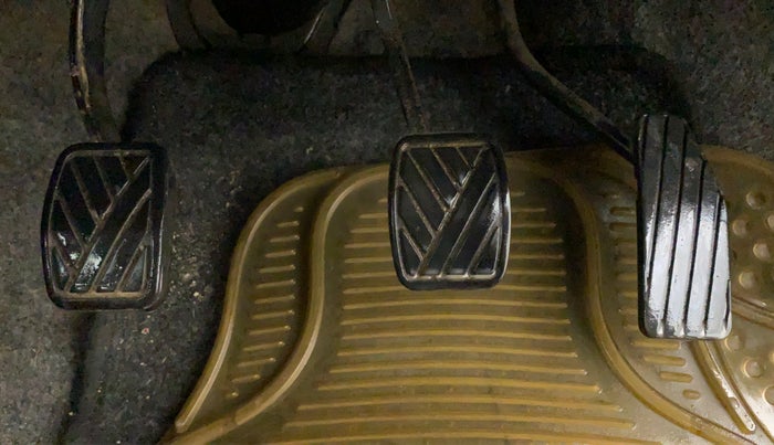 2011 Maruti Wagon R 1.0 VXI, Petrol, Manual, 16,804 km, Pedals