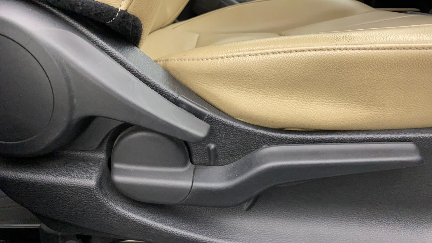 2021 Honda City 1.5L I-VTEC ZX, Petrol, Manual, 67,146 km, Driver Side Adjustment Panel