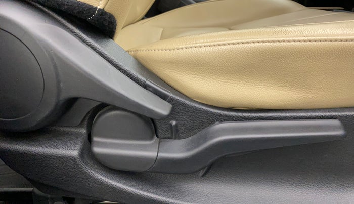 2021 Honda City 1.5L I-VTEC ZX, Petrol, Manual, 67,146 km, Driver Side Adjustment Panel