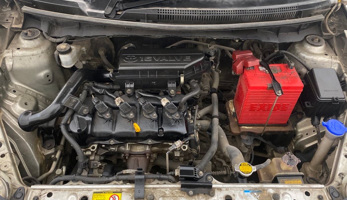 2015 Toyota Etios Liva G, Petrol, Manual, 1,14,496 km, Engine View
