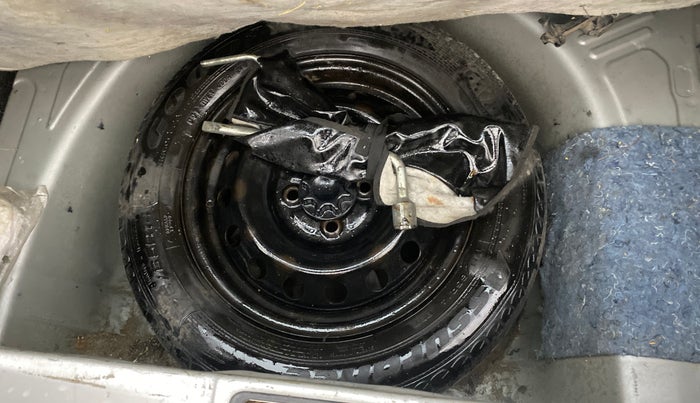 2015 Toyota Etios Liva G, Petrol, Manual, 1,14,496 km, Spare Tyre