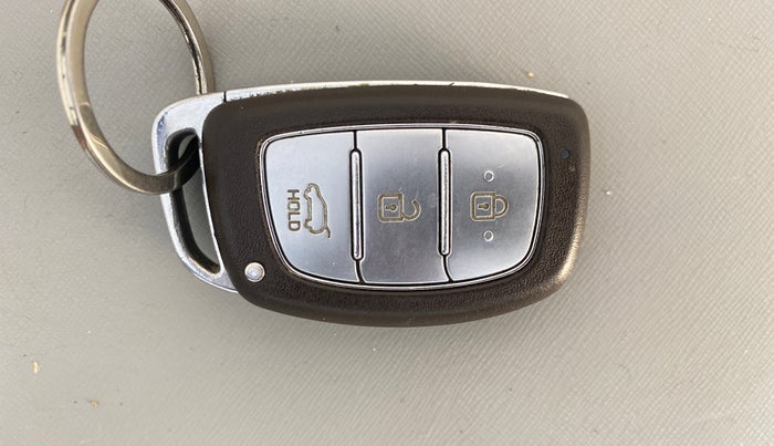 2018 Hyundai Tucson GLS 2WD AT PETROL, Petrol, Automatic, 92,925 km, Key Close Up