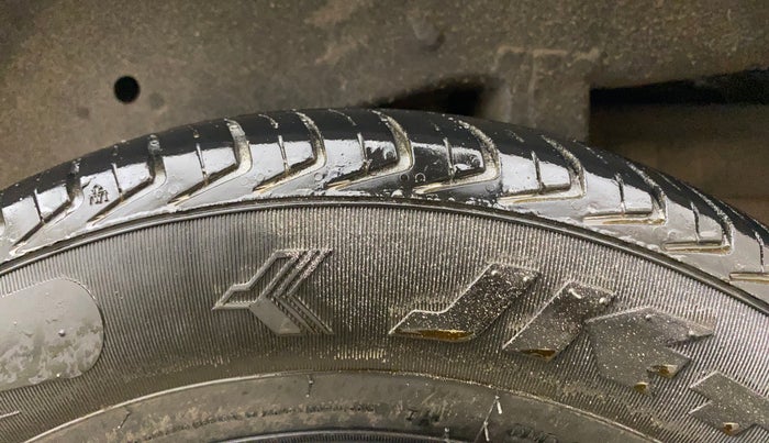 2020 Maruti Eeco 5 STR WITH A/C+HTR, Petrol, Manual, 63,172 km, Left Rear Tyre Tread