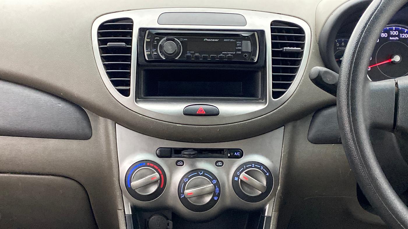 2012 Hyundai i10 MAGNA 1.2 KAPPA2, Petrol, Manual, 12,030 km, Air Conditioner