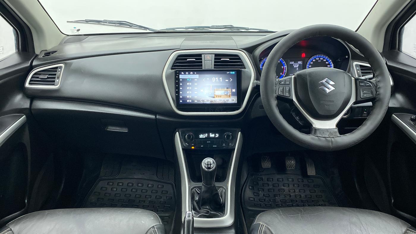 2016 Maruti S Cross ALPHA 1.3, Diesel, Manual, 1,34,694 km, Dashboard View