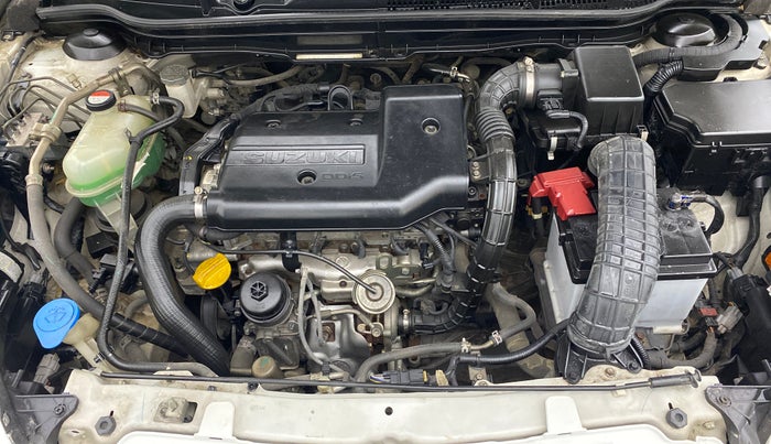 2016 Maruti S Cross ALPHA 1.3, Diesel, Manual, 1,34,694 km, Engine Bonet View