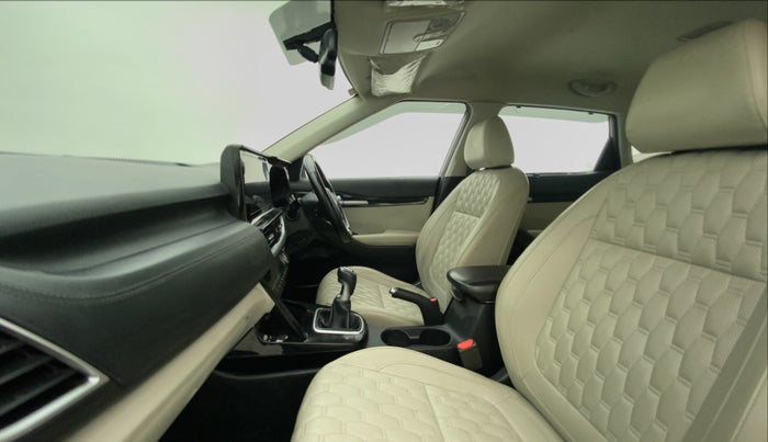 2020 KIA SELTOS HTX 1.5 DIESEL, Diesel, Manual, 91,690 km, Right Side Front Door Cabin