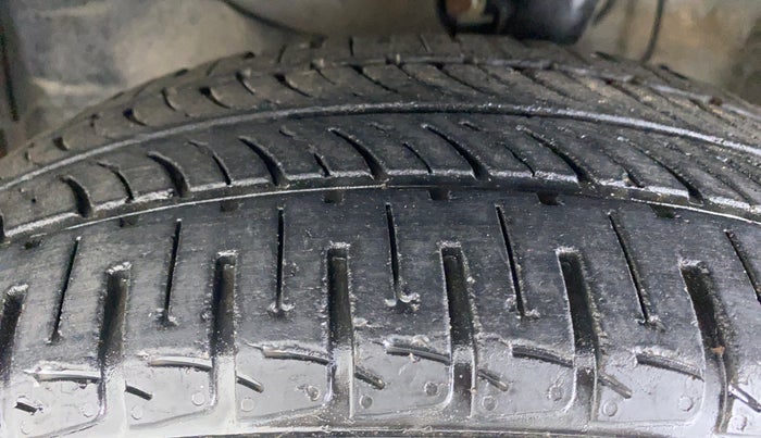 2018 Honda Jazz 1.2 V AT, Petrol, Automatic, 40,615 km, Left Front Tyre Tread