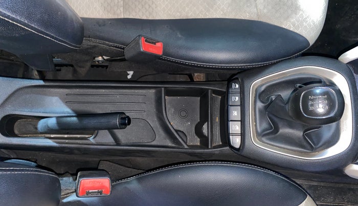 2019 Hyundai NEW SANTRO SPORTZ MT, Petrol, Manual, 34,210 km, Gear Lever