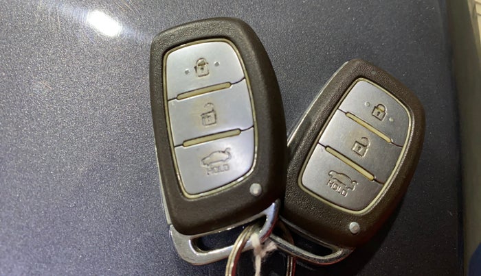 2014 Hyundai Grand i10 SPORTZ 1.2 KAPPA VTVT, Petrol, Manual, 87,701 km, Key Close Up