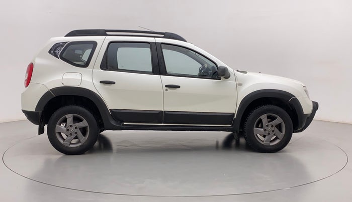 2014 Renault Duster 85 PS RXE DIESEL ADVENTURE, Diesel, Manual, 40,582 km, Right Side View