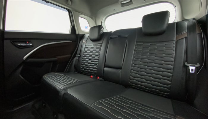 2022 Maruti BREZZA ZXI SMART HYBRID , Petrol, Manual, 7,561 km, Right Side Rear Door Cabin