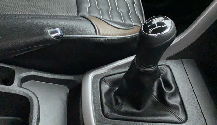 2022 Maruti BREZZA ZXI SMART HYBRID , Petrol, Manual, 7,561 km, Gear Lever