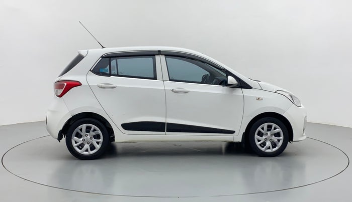 2018 Hyundai Grand i10 MAGNA 1.2 VTVT, Petrol, Manual, 46,944 km, Right Side View
