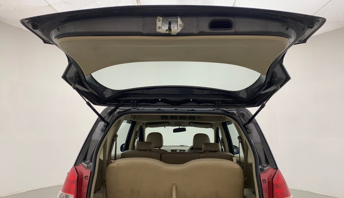 2016 Maruti Ertiga VXI CNG, CNG, Manual, 98,005 km, Boot Door Open