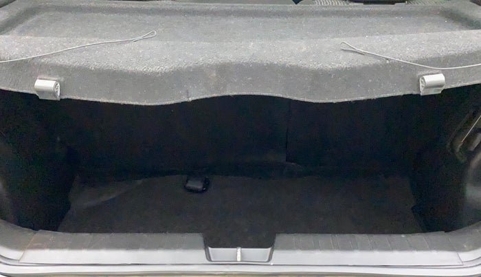 2017 Maruti Baleno ZETA CVT PETROL 1.2, Petrol, Automatic, 69,002 km, Boot Inside