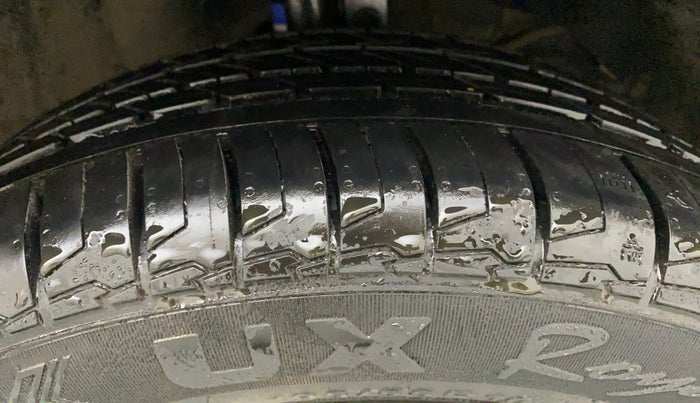 2017 Maruti Baleno ZETA CVT PETROL 1.2, Petrol, Automatic, 69,002 km, Left Front Tyre Tread