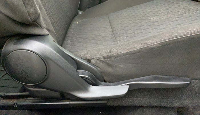 2017 Maruti Baleno ZETA CVT PETROL 1.2, Petrol, Automatic, 69,002 km, Driver Side Adjustment Panel