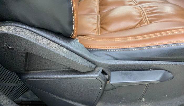 2014 Ford Ecosport TITANIUM 1.5L PETROL AT, CNG, Automatic, 1,21,732 km, Driver Side Adjustment Panel