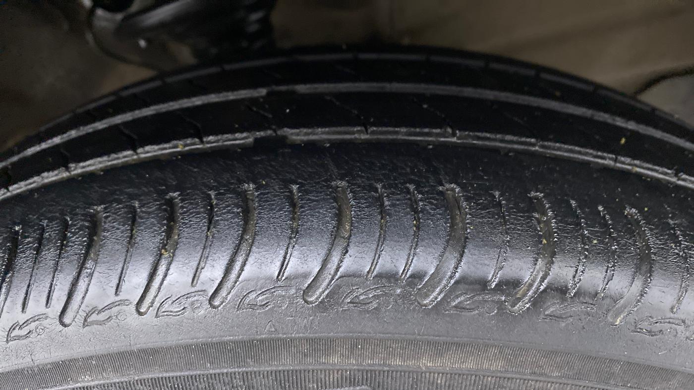 2020 Maruti S PRESSO VXI CNG, CNG, Manual, 82,631 km, Right Front Tyre Tread