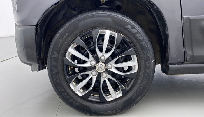 2020 Maruti S PRESSO VXI CNG, CNG, Manual, 82,631 km, Left Front Wheel