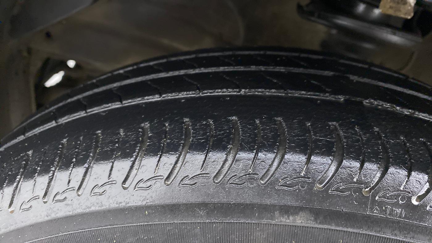 2020 Maruti S PRESSO VXI CNG, CNG, Manual, 82,631 km, Left Front Tyre Tread