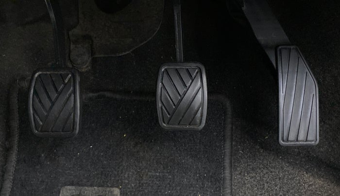 2020 Maruti S PRESSO VXI CNG, CNG, Manual, 82,631 km, Pedals