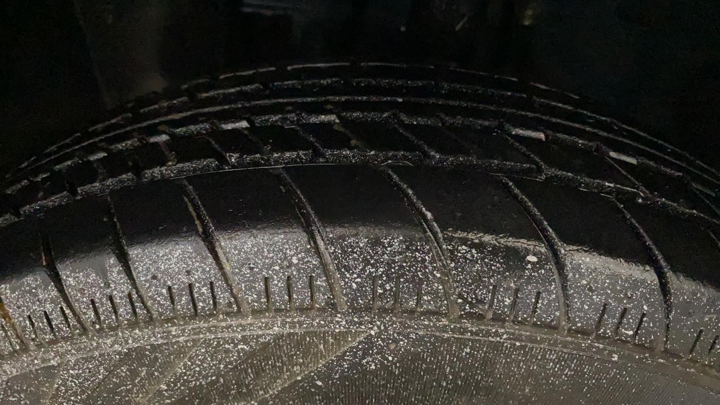 2017 Nissan Micra Active XV, Petrol, Manual, 13,304 km, Left Front Tyre Tread