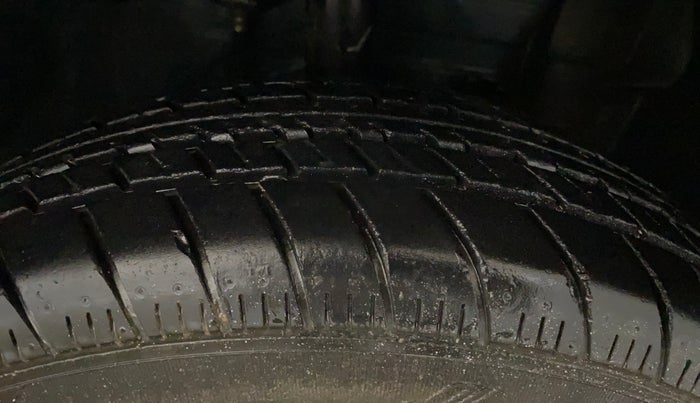 2017 Nissan Micra Active XV, Petrol, Manual, 13,246 km, Right Front Tyre Tread