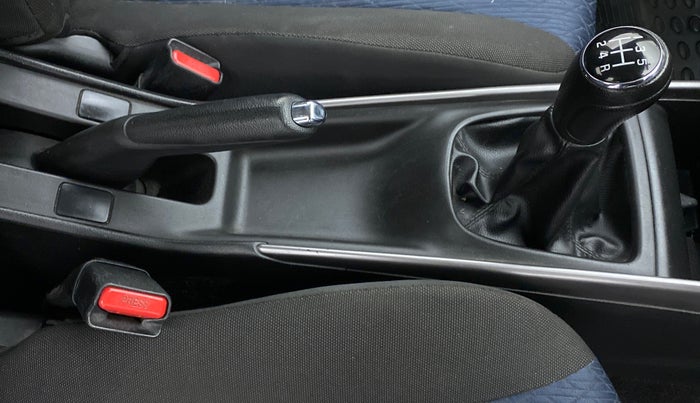 2019 Maruti Baleno DELTA PETROL 1.2, Petrol, Manual, 86,165 km, Gear Lever