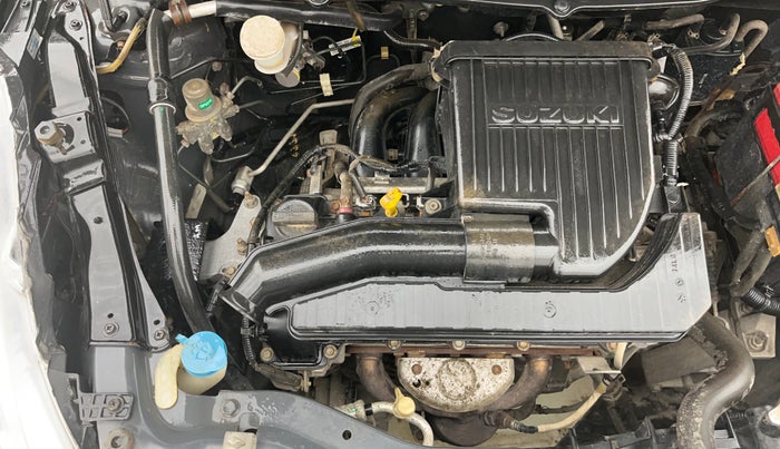 2015 Maruti Swift VXI, Petrol, Manual, 35,040 km, Engine View - Right