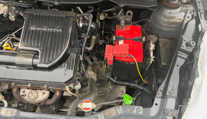 2015 Maruti Swift VXI, Petrol, Manual, 35,040 km, Engine View - Left