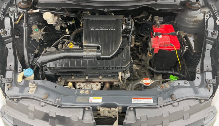 2015 Maruti Swift VXI, Petrol, Manual, 35,040 km, Engine View