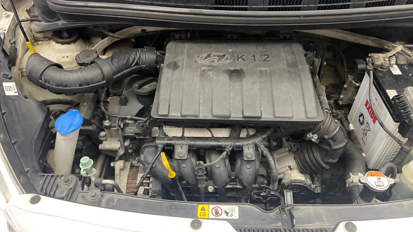 2019 Hyundai Grand i10 MAGNA 1.2 KAPPA VTVT, Petrol, Manual, 28,911 km, Engine View - Right
