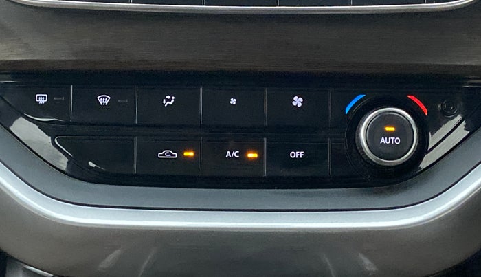 2020 Tata Harrier XZ PLUS 2.0L DUAL TONE, Diesel, Manual, 22,445 km, Automatic Climate Control