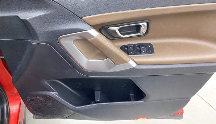 2020 Tata Harrier XZ PLUS 2.0L DUAL TONE, Diesel, Manual, 22,445 km, Driver Side Door Panels Control