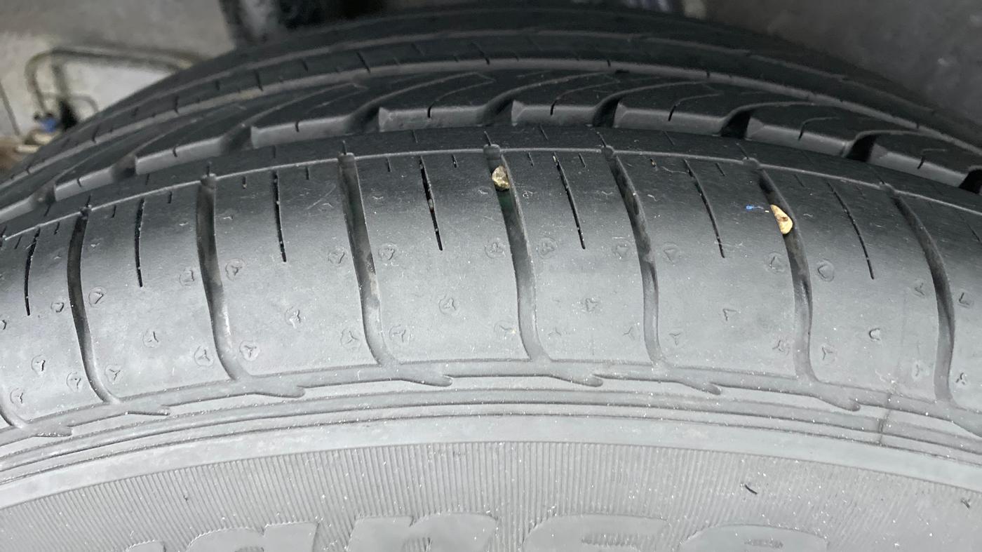 2020 Hyundai VENUE S MT 1.2 KAPPA, Petrol, Manual, 72,825 km, Right Rear Tyre Tread