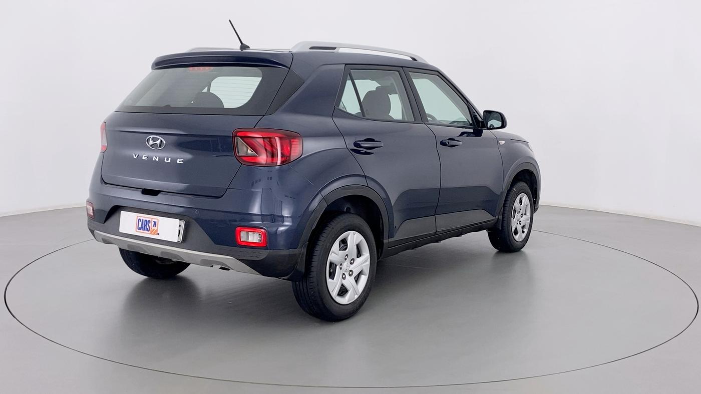 2020 Hyundai VENUE S MT 1.2 KAPPA, Petrol, Manual, 72,825 km, Right Back Diagonal