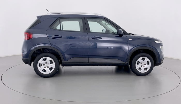 2020 Hyundai VENUE S MT 1.2 KAPPA, Petrol, Manual, 72,825 km, Right Side View