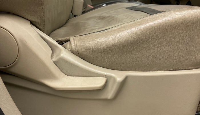 2019 Maruti Ertiga VXI SHVS, Petrol, Manual, 91,252 km, Driver Side Adjustment Panel