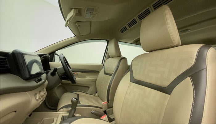 2019 Maruti Ertiga VXI SHVS, Petrol, Manual, 91,252 km, Right Side Front Door Cabin