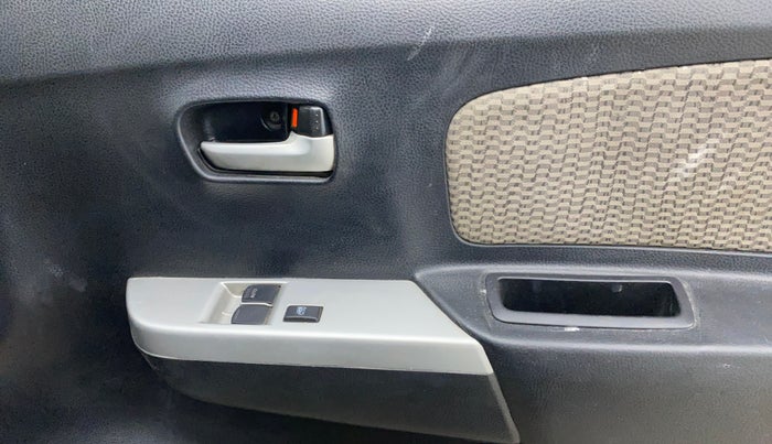 2014 Maruti Wagon R 1.0 LXI, Petrol, Manual, 22,546 km, Driver Side Door Panels Control