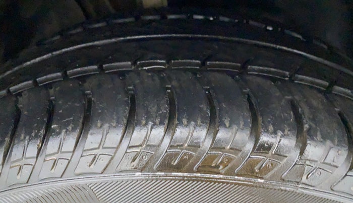 2017 Skoda Octavia 1.8 TSI STYLE AT, Petrol, Automatic, 14,042 km, Right Rear Tyre Tread