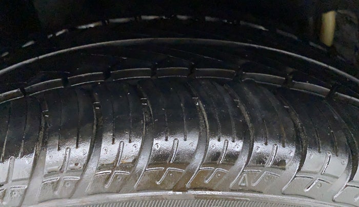 2017 Skoda Octavia 1.8 TSI STYLE AT, Petrol, Automatic, 14,042 km, Left Rear Tyre Tread