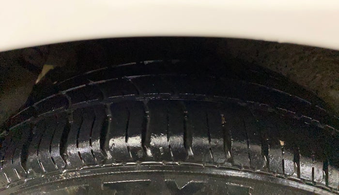 2014 Hyundai Xcent S 1.2, Petrol, Manual, 58,892 km, Right Rear Tyre Tread