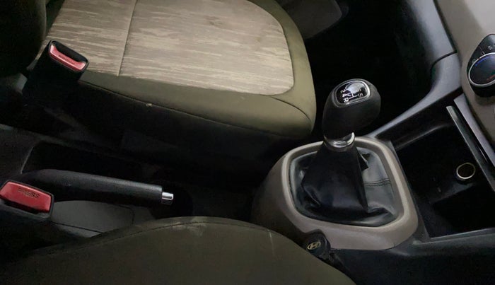 2014 Hyundai Xcent S 1.2, Petrol, Manual, 58,892 km, Gear Lever